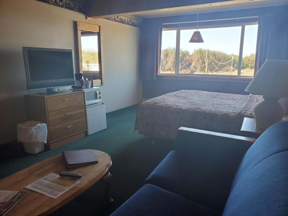Hotel The Sands 2*